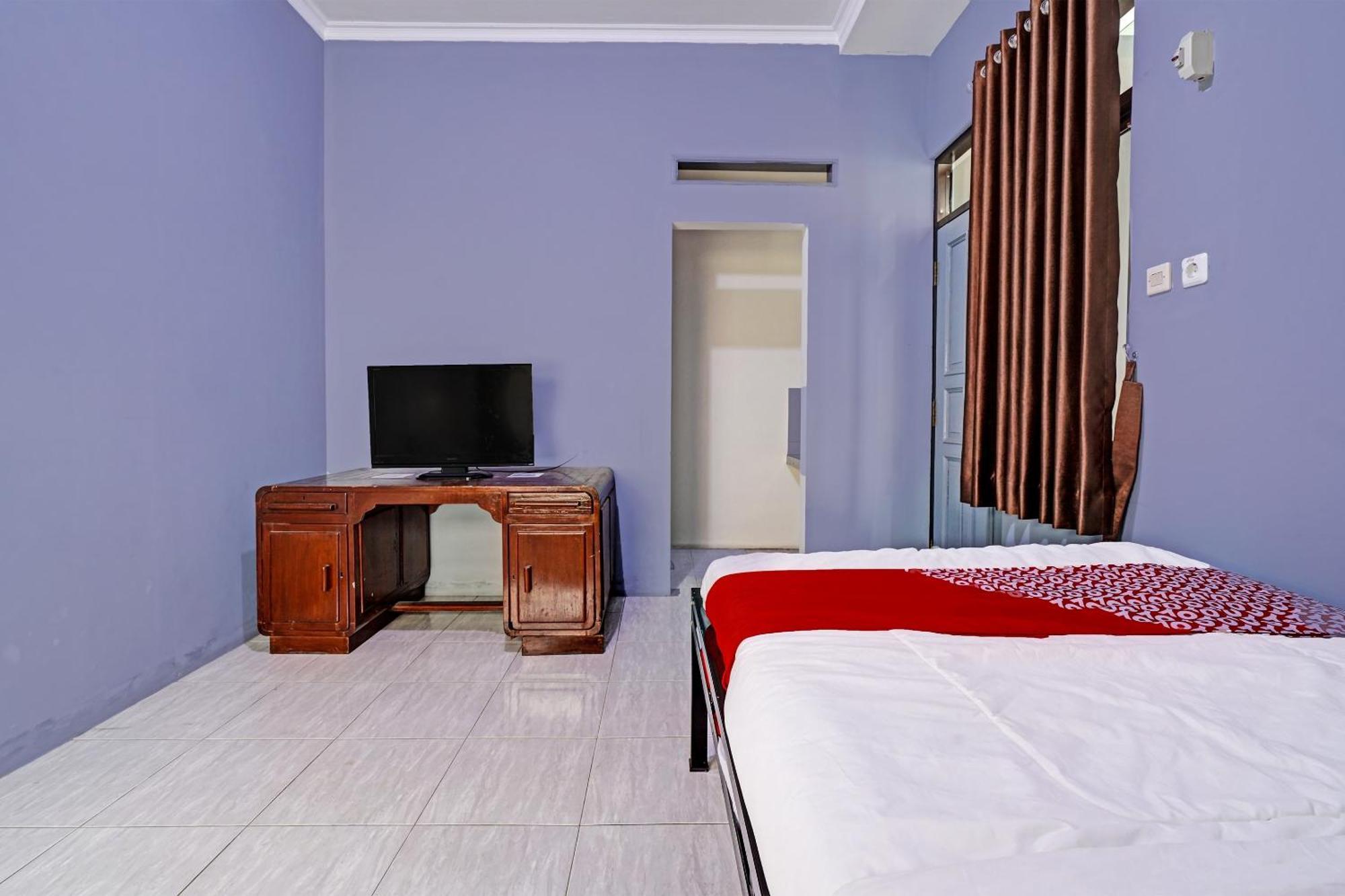 Oyo Life 91592 Aaliya Guest House Syariah Lebakwangi 외부 사진